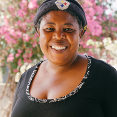 Hermanie, Card-Artisan-in-Haiti