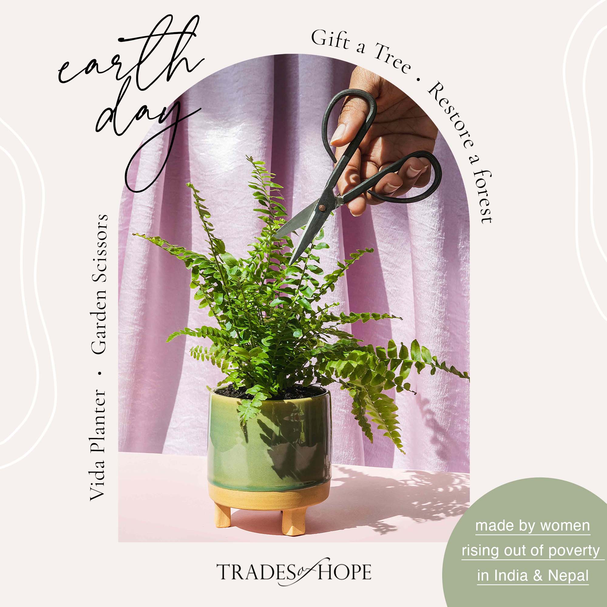 Vida Planter + Garden Scissors are here – PLUS Plant a Tree!